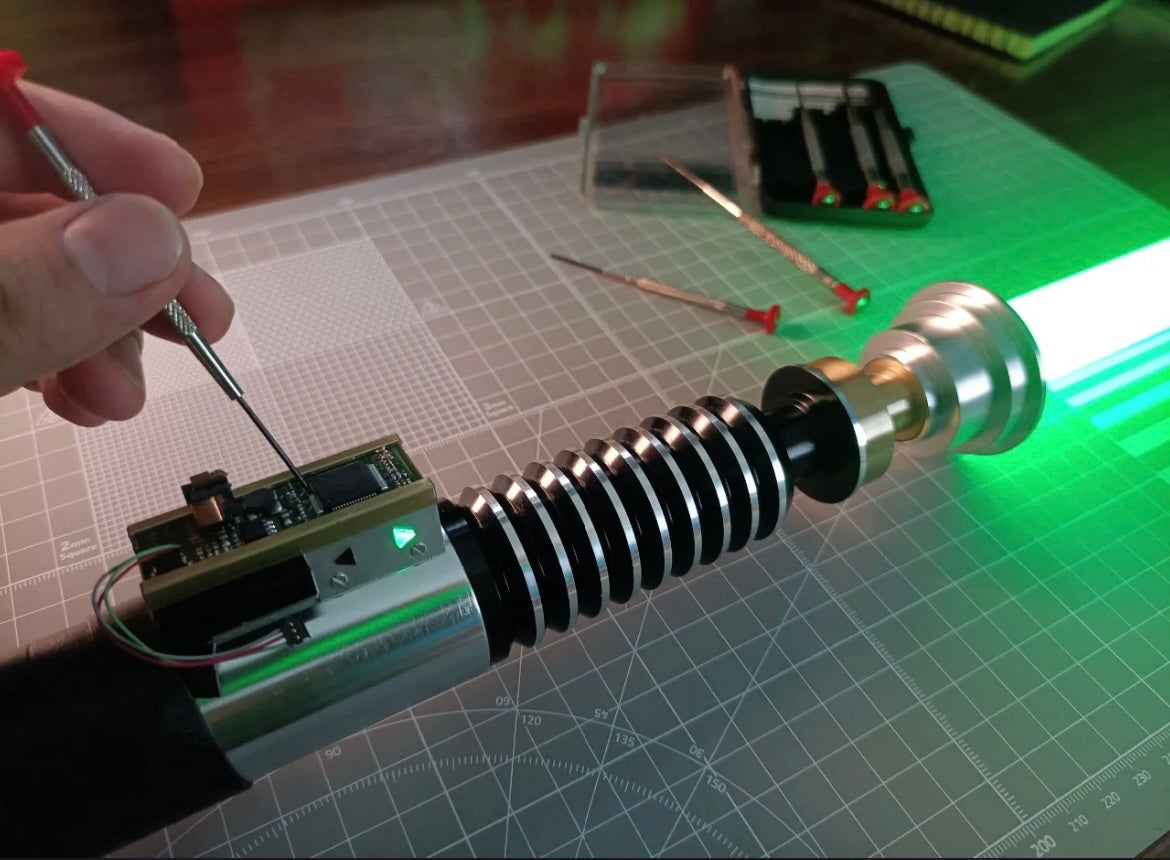 Luke EP6 Pixel Saber – Realistic Movie-Grade Lightsaber