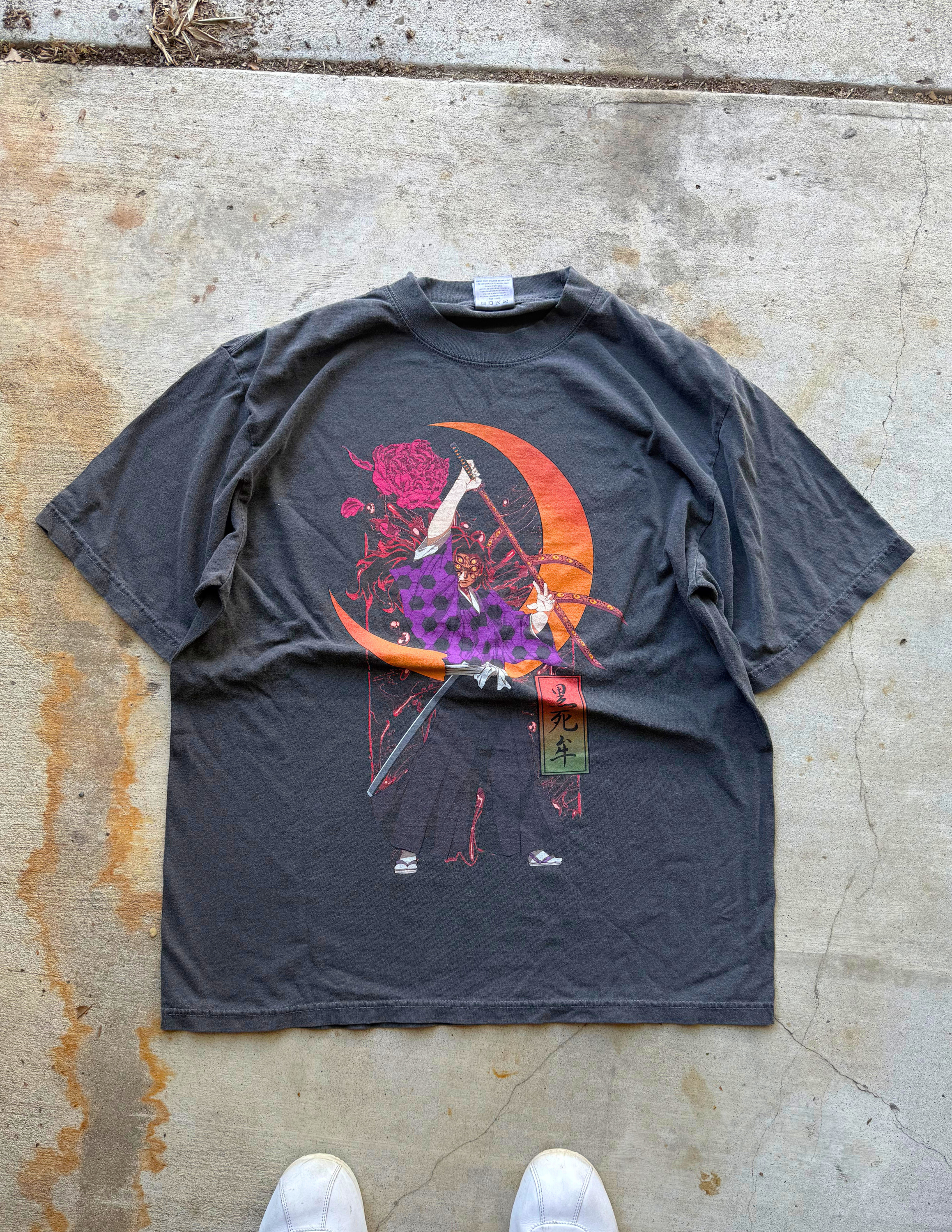 “Crimson Night” Premium Tee In Faded Black